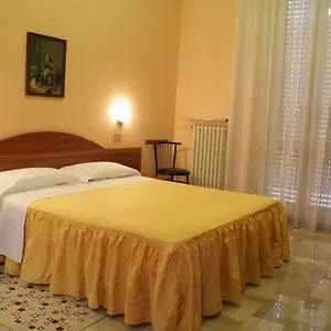 Hotel Capri, Milaan